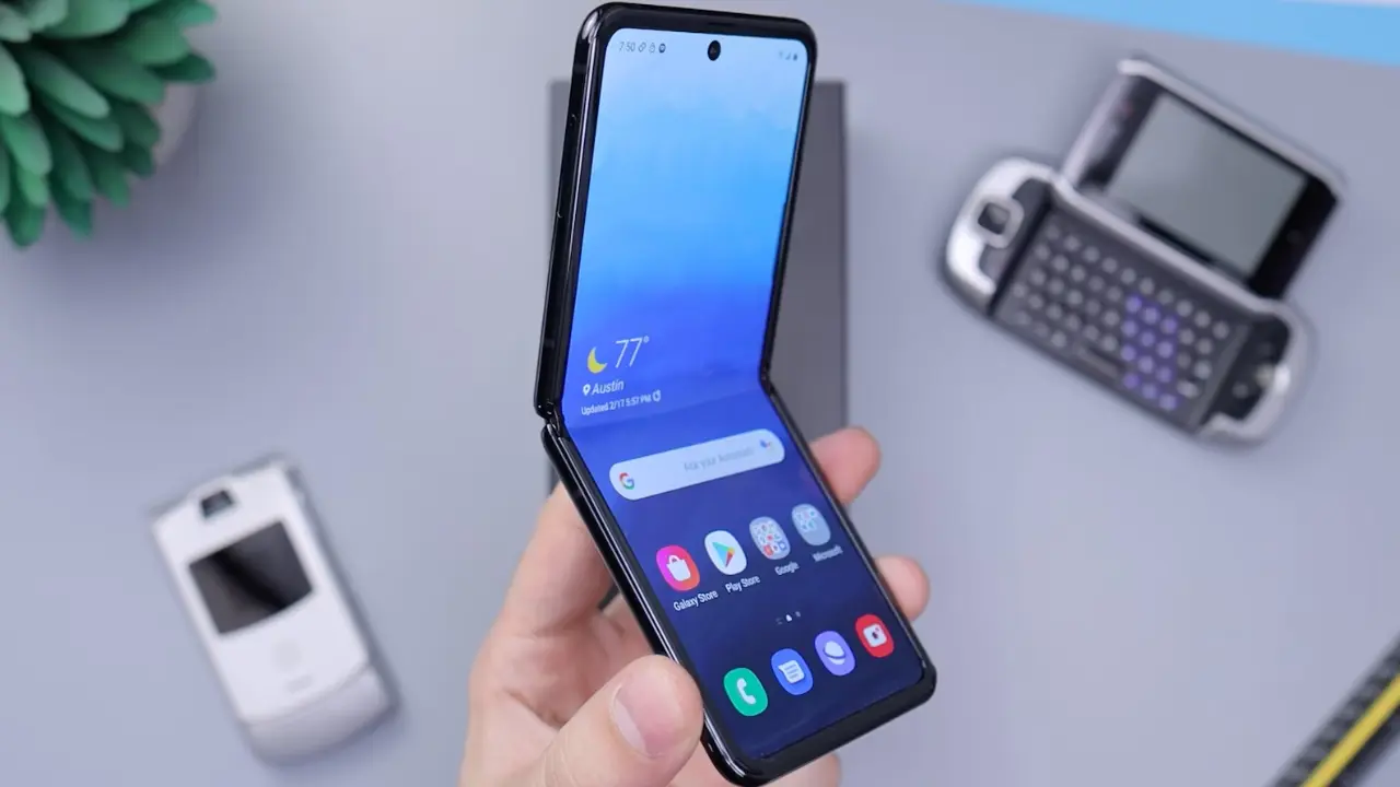 Top 15 Mobile App Development Trends for 2025: What’s Next for the Industry? 16 Foldable Device Optimization Is a Must