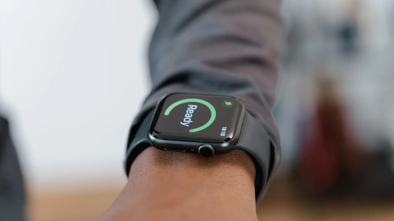 Top 15 Mobile App Development Trends for 2025: What’s Next for the Industry? 4 Wearable App Development Expands Beyond Fitness